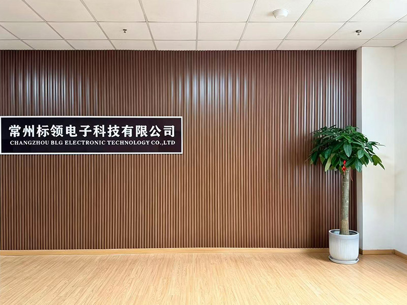 2331788502378834.jpg 前台.jpg